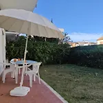 R04 - Comodo Trilocale Con Giardino E Posto Auto * Numana